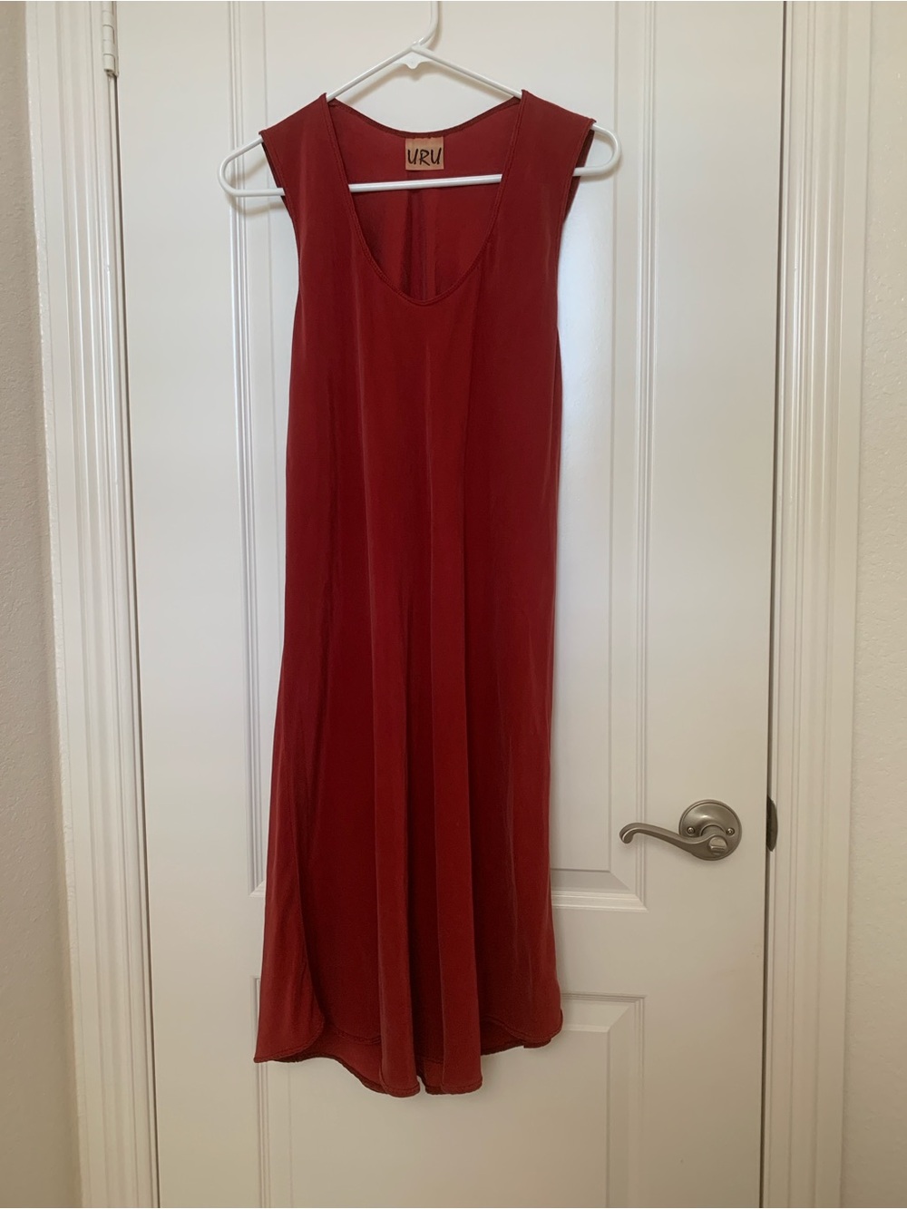 Uru Sleeveless Silk Tank Midi Dress Size 2 (8–14) NWOT Vintage and Rare